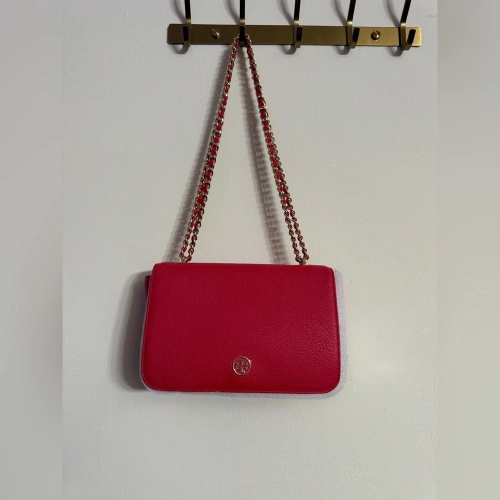 TORY BURCH Pebbled Leather Shoulder Bag With Adjustable Chain Vermillion Red